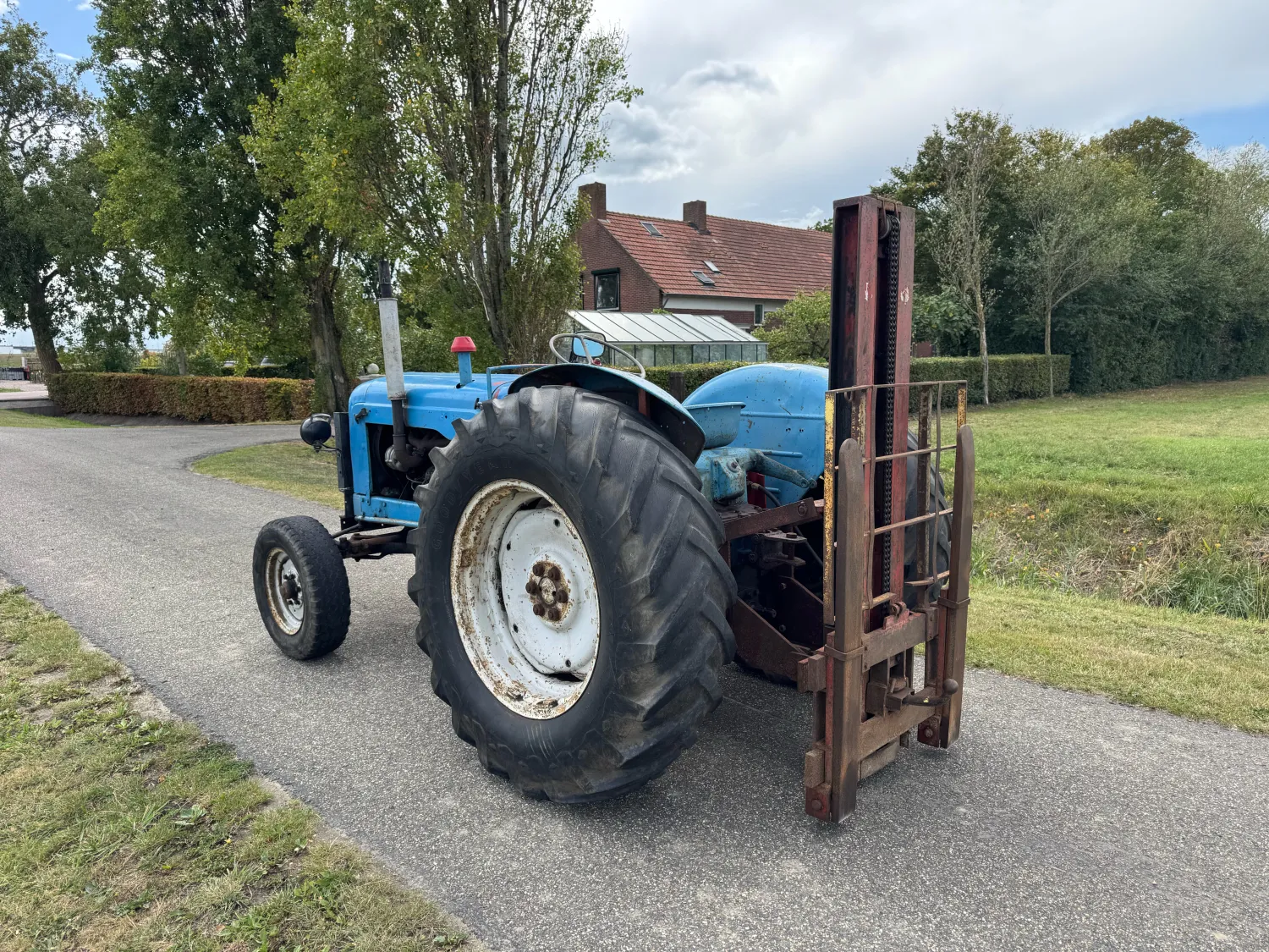 Fordson Power Major Traktor mit Hubmast | Gebraucht