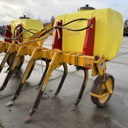 Rumptstad 325-13 Grubber mit Flüssigkeitstanks | 13 Zinken