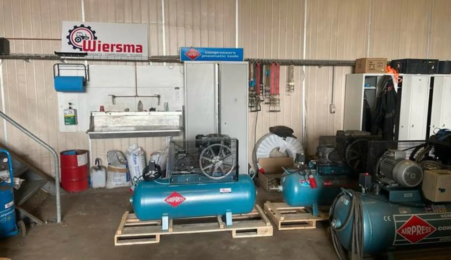 Nieuwe Airpress K200-600 compressor - 200 liter, 15 bar