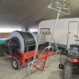 Hühnerstallreinigung: Effizienz mit dem Washbot