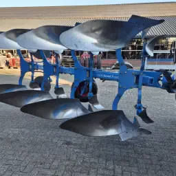 Плуг Lemken Juwel 7 Vario - 4 бразда - Отлично състояние!