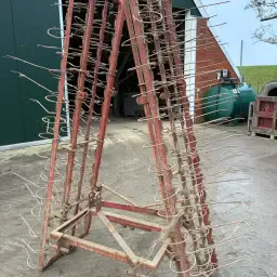 Борна за плевели 4,5 м - Идеална за обработка на почвата