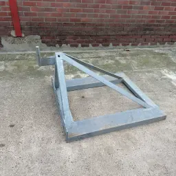 Wózek do urządzeń: Łatwe przemieszczanie maszyn