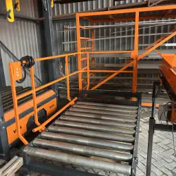 VHM Output 1600 - Machine d'occasion de 2024