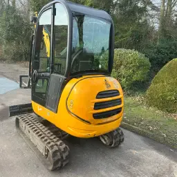 JCB 8020 Minigraver - 2 Ton, Weinig Uren