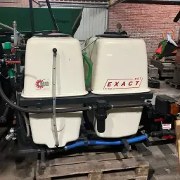 Fronttank 400 l zu verkaufen - Dünger & Sprühen