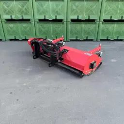 Klepelbak met GIANT Aansluiting - Nieuwstaat!