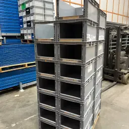 Grijpkratten op pallet (60x40) - EUR150