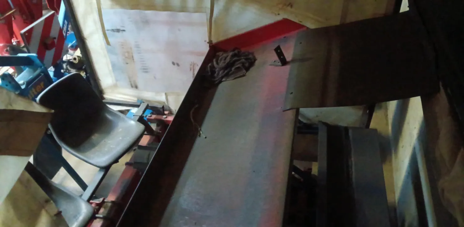 Preiplantmachine Gregoire Besson te koop - Rijafstand 70cm