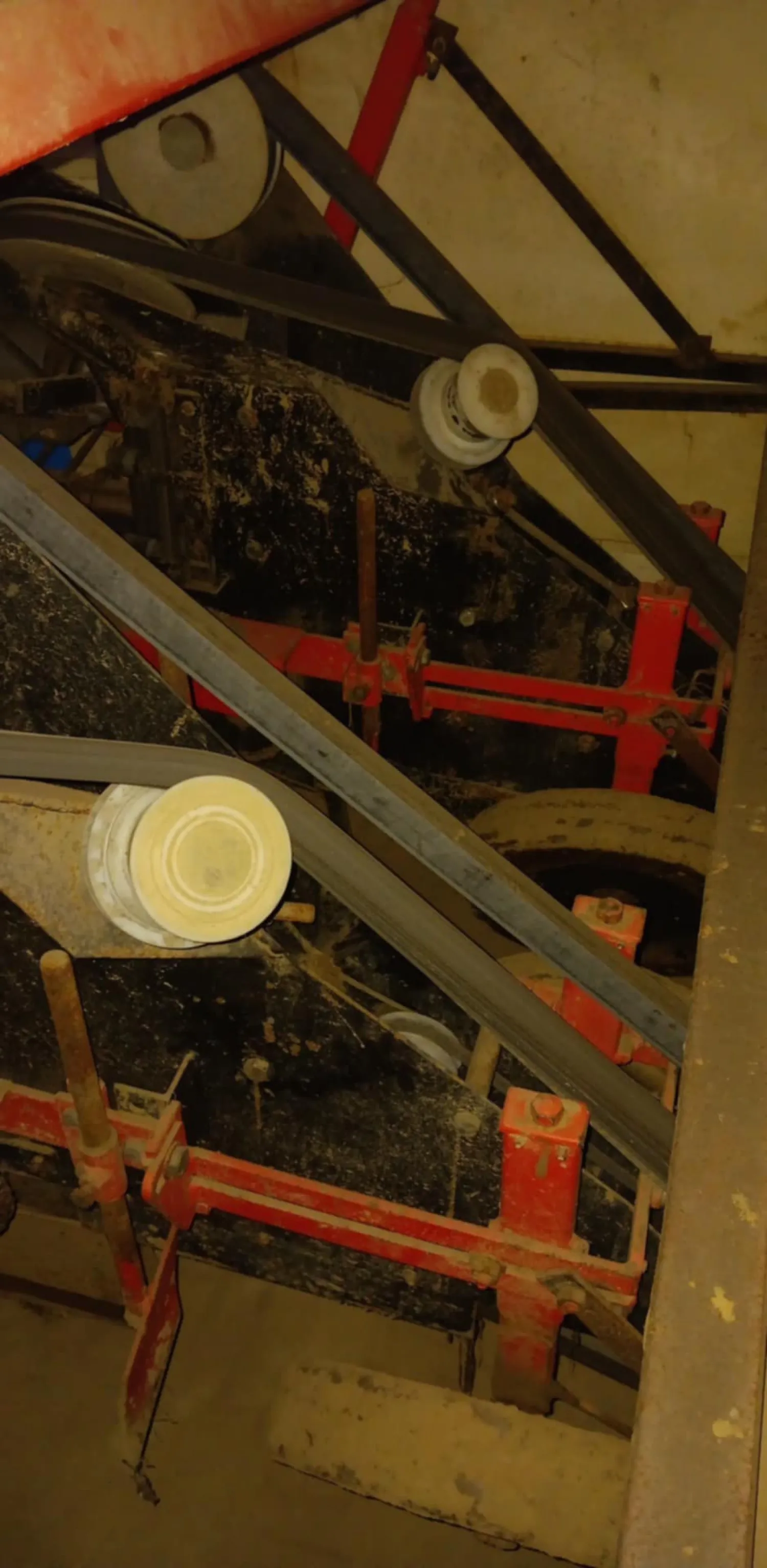 Preiplantmachine Gregoire Besson te koop - Rijafstand 70cm