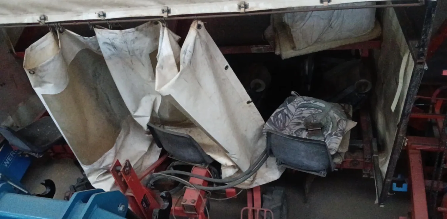 Preiplantmachine Gregoire Besson te koop - Rijafstand 70cm