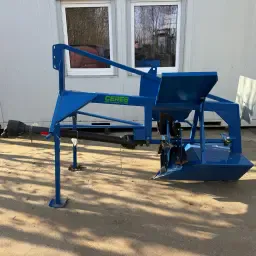 Ceres Greppelfrees: Nieuwstaat, slechts 1 keer gebruikt