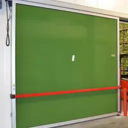 Se busca: Puerta de cámara frigorífica - Grandes dimensiones