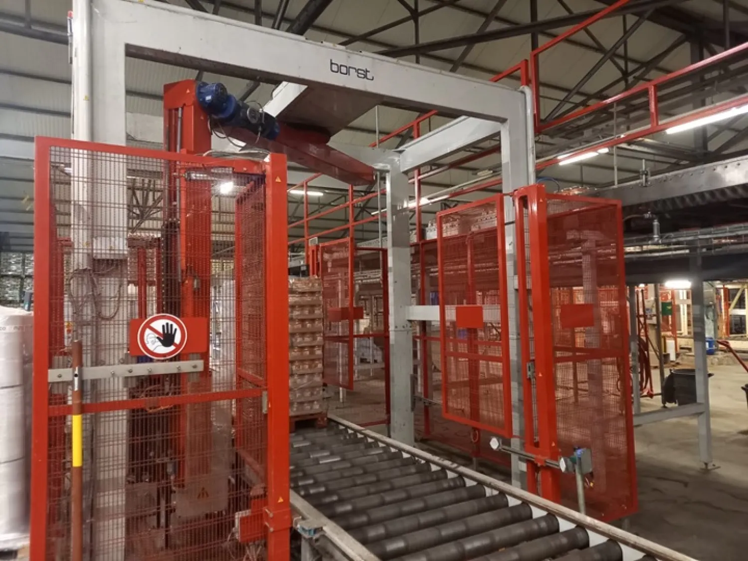 Gebruikte Palletwikkelaar - Automatisch met Rollenbanen