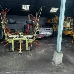 Hendedero de heno en venta | Volteo de hierba eficiente