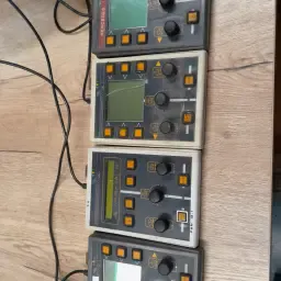 Gebruikte NIDO Zoutstrooier Bedieningskasten &amp; Hydrauliekblok