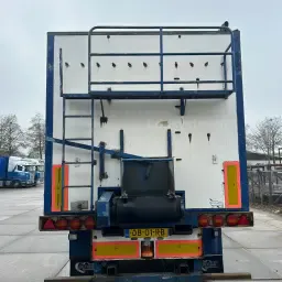 Bunker zu verkaufen | Überholt