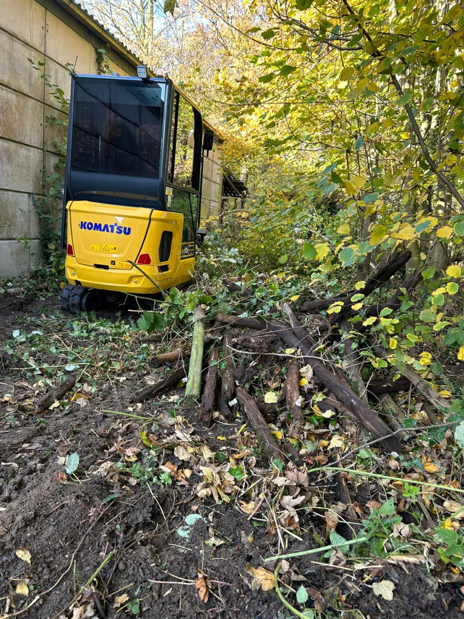 Minigraafmachine Komatsu PC17R Huren - Compact & Wendbaar