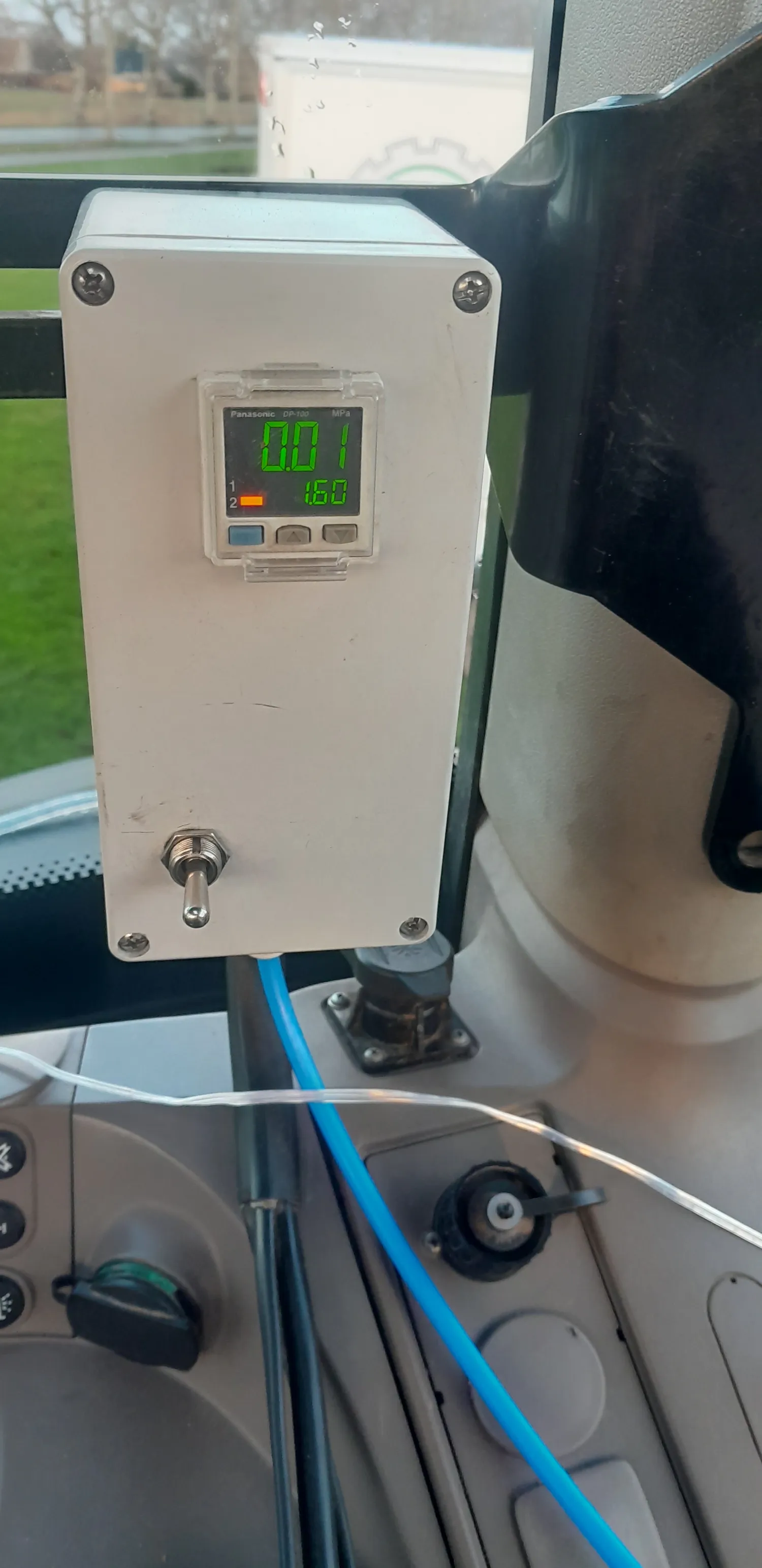 Tire Pressure Control System - Automatic Adjustment