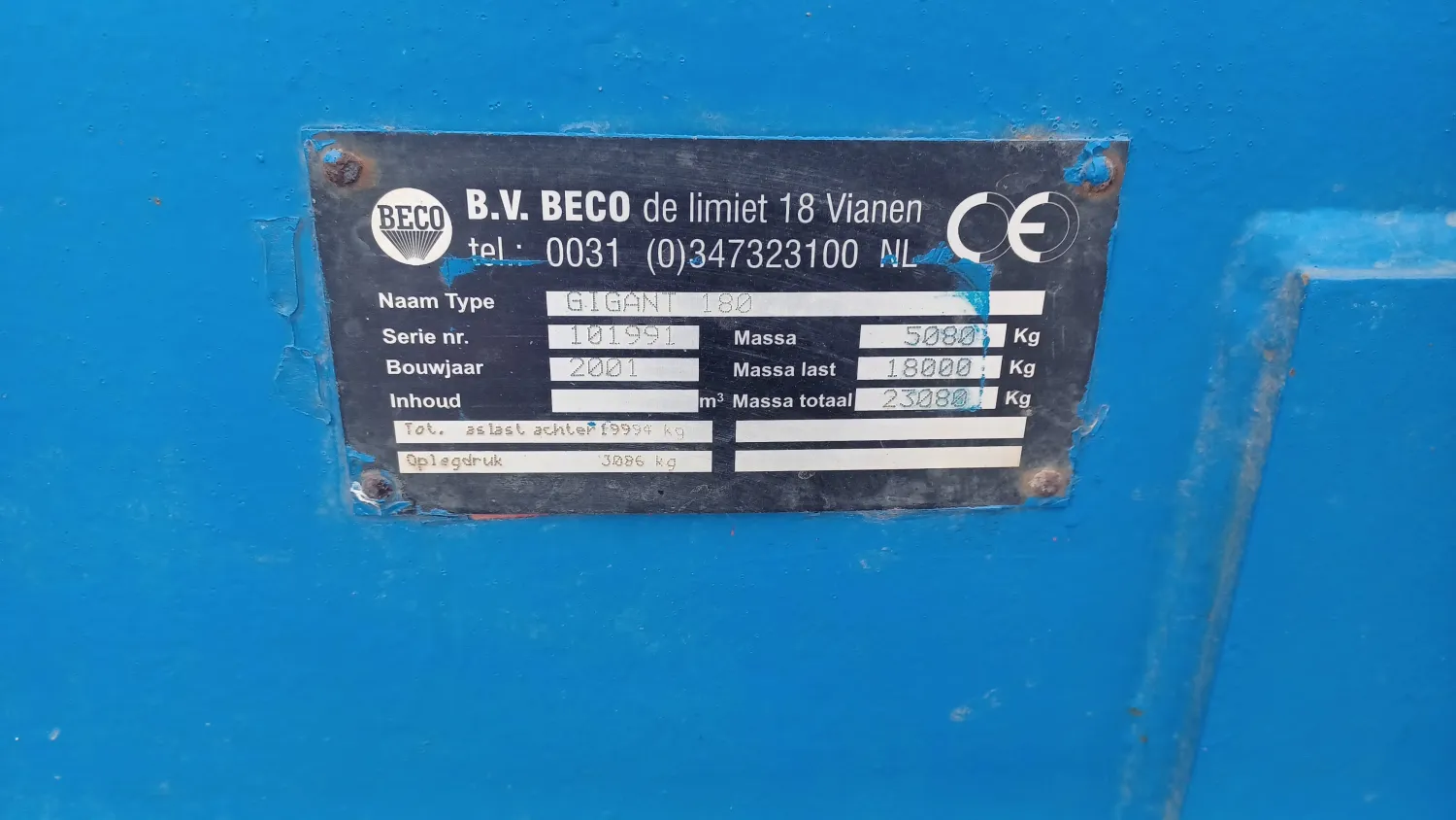 Beco Gigant 180 Kiepwagen - Afmetingen 4500x2200x1200