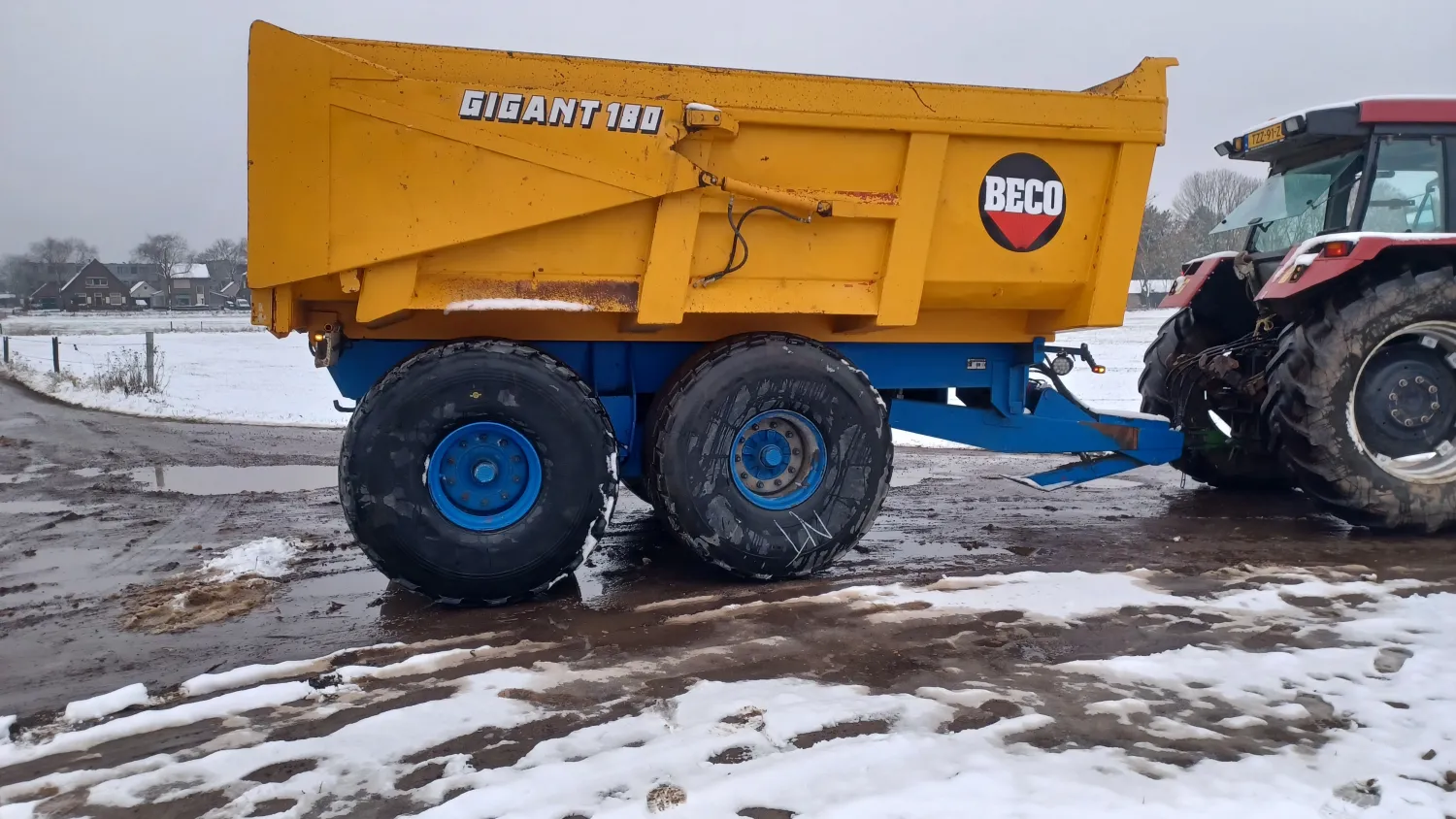 Beco Gigant 180 Kiepwagen - Afmetingen 4500x2200x1200