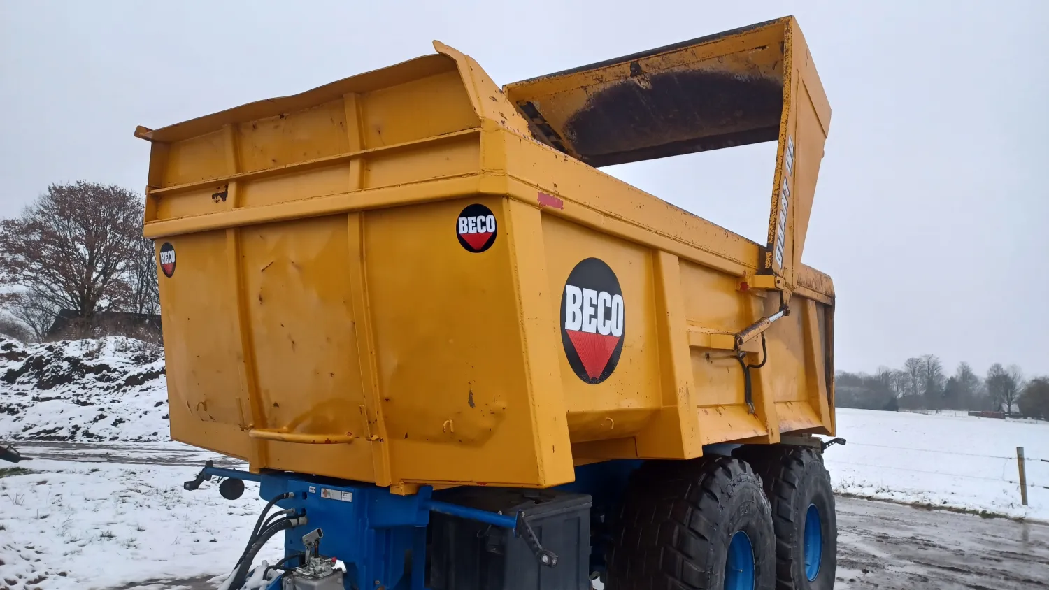 Beco Gigant 180 Kiepwagen - Afmetingen 4500x2200x1200