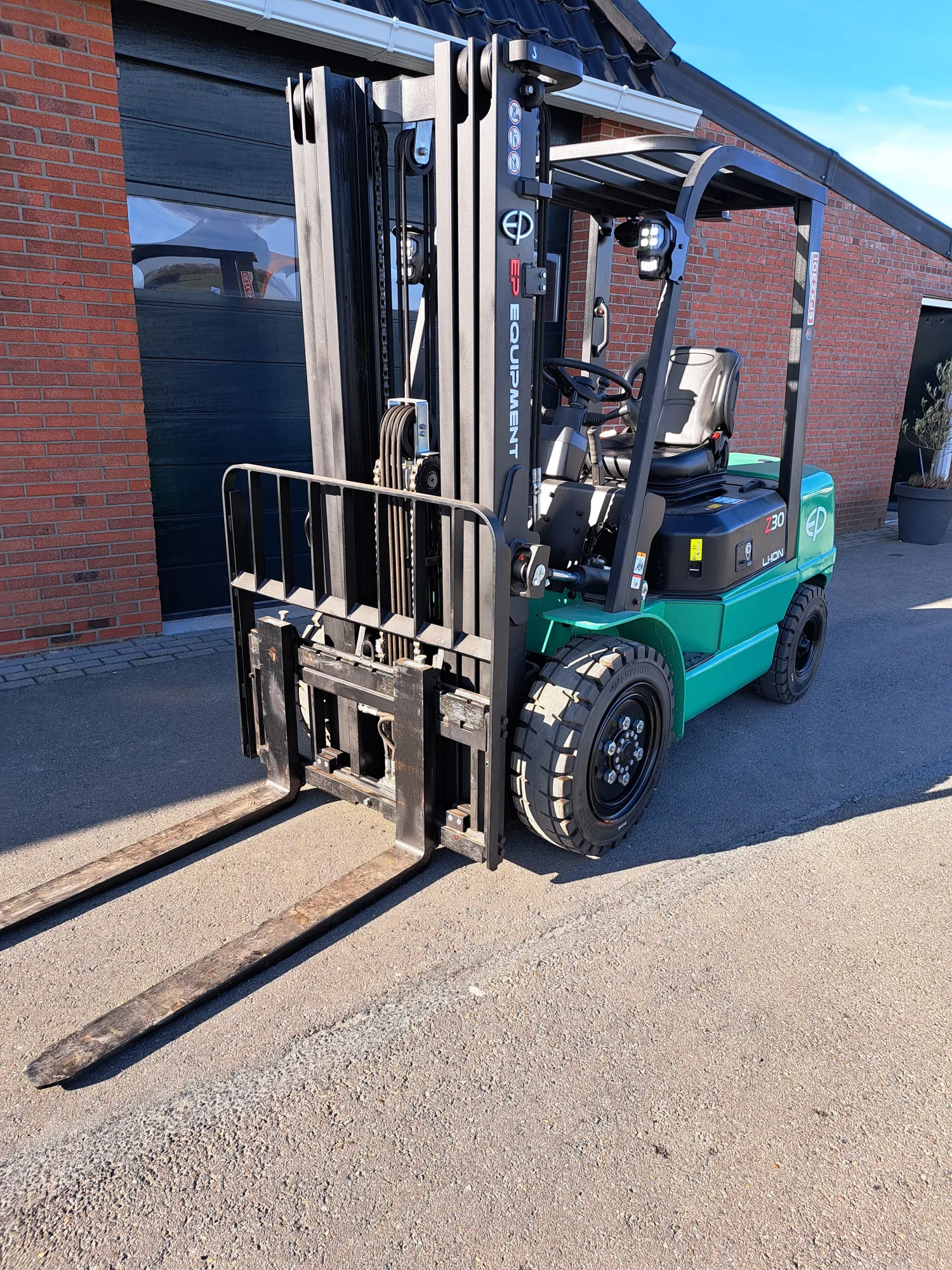 Elektrische Heftruck EP 3000kg - 480cm Hefhoogte