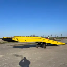 Storax Laadbrug 10 ton - Elektrisch hydraulisch - Bouwjaar 2016