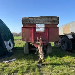 Hercules 10T Kipper: Hydraulische kipper met graanschuif