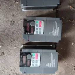 Frequentieregelaars - Powtran & ABM - 2,2kW, 400V
