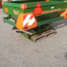 Amazone ZA-M Strooier: Breedstrooier in Nieuwstaat