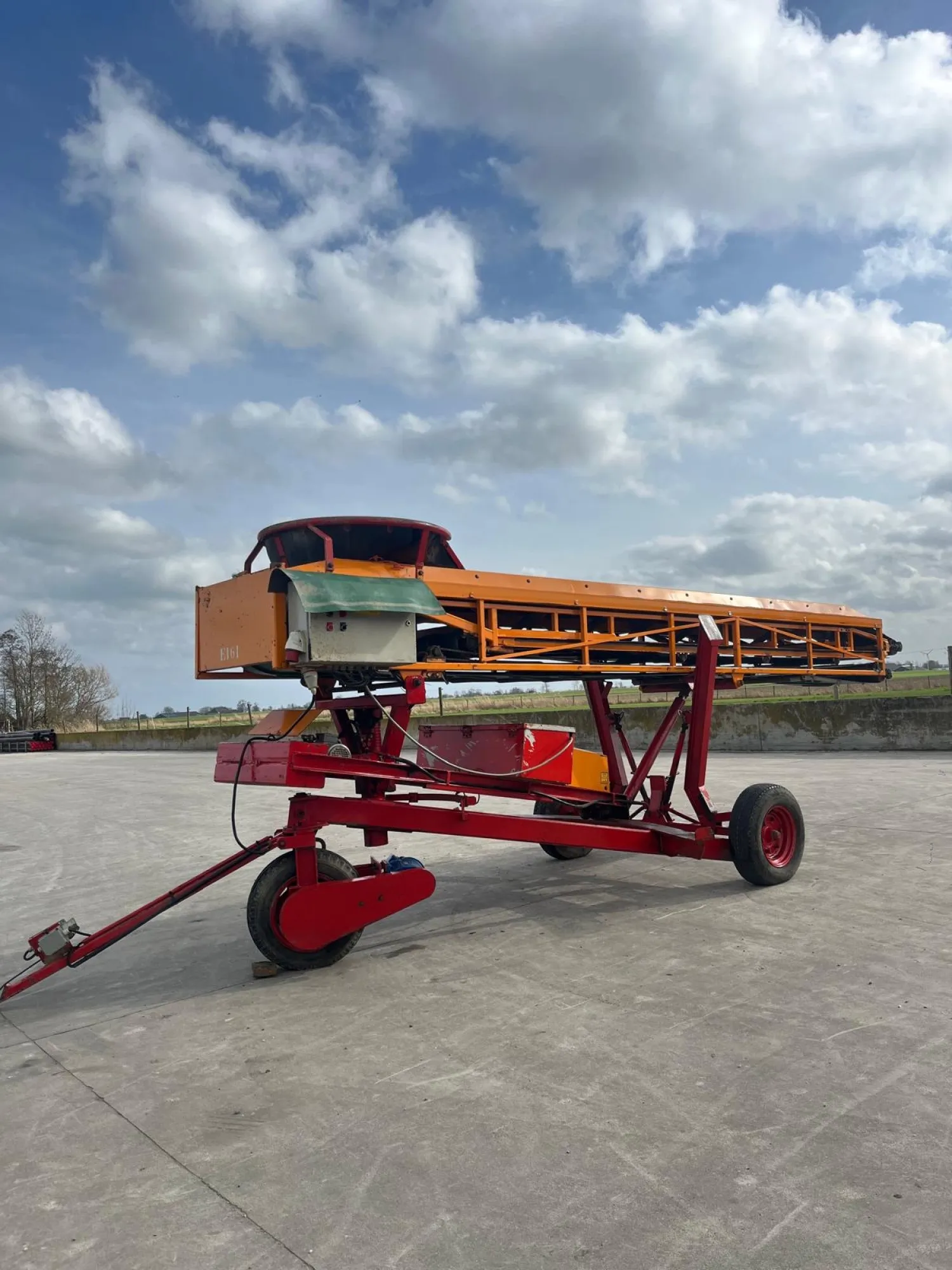 Miedema Boxenvuller BV 105/70 te koop | Band 70cm