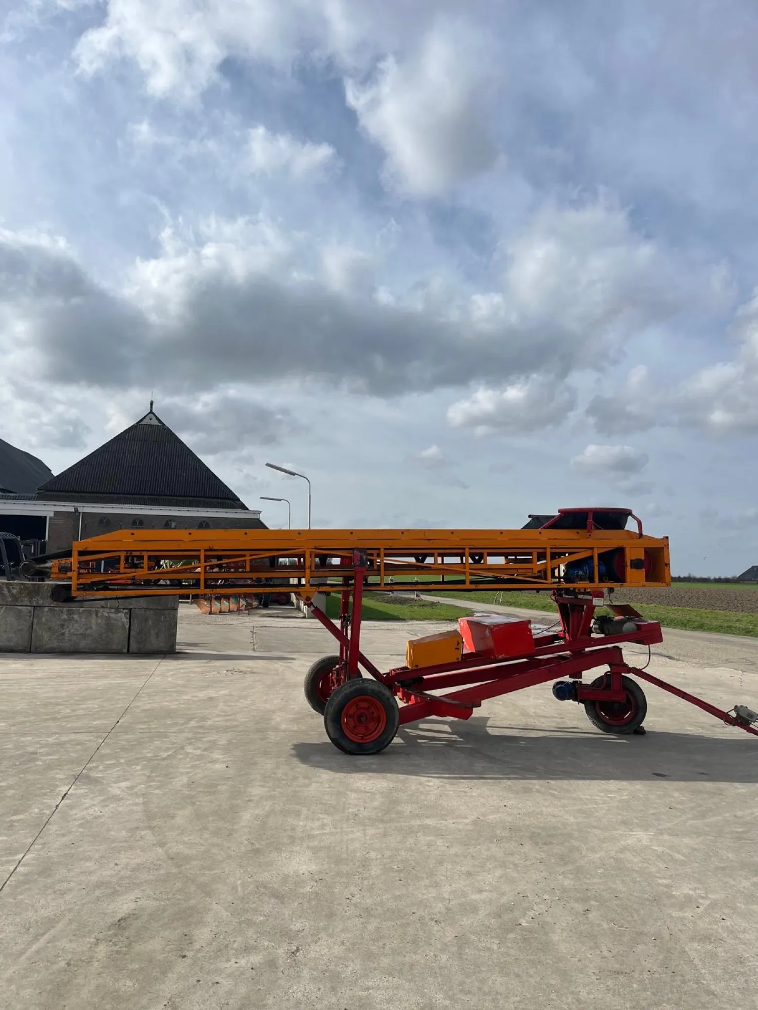 Miedema Boxenvuller BV 105/70 te koop | Band 70cm