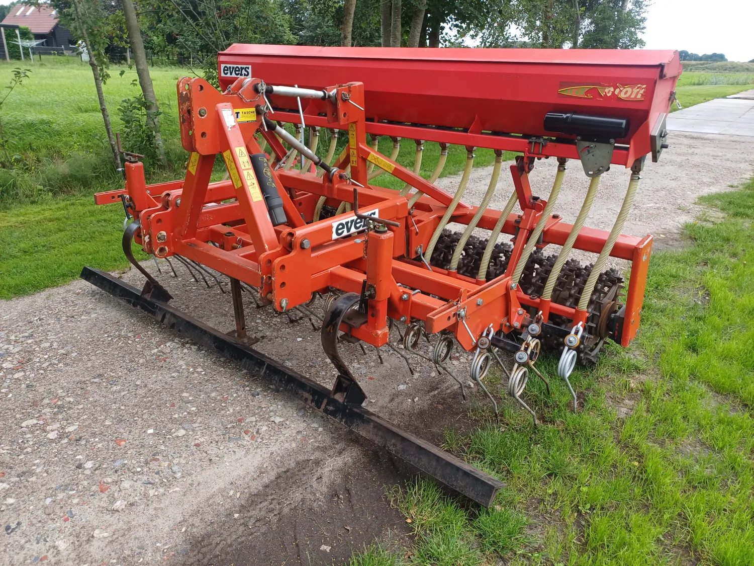 Evers Grassprofi 3m - Weidebeluchter met Zaaimachine