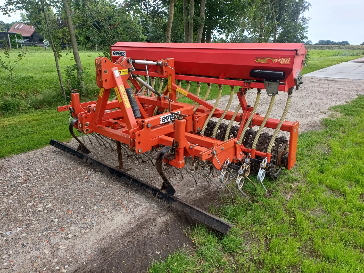 Evers Grassprofi 3m - Weidebeluchter met Zaaimachine