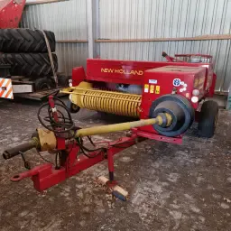 Prasa New Holland 575 do małych balotów - 1999 r.