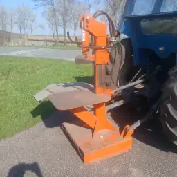 Σχιστήριο ξύλων Agomac 18 τόνων - Μεταχειρισμένο, Ασφαλές & Αξιόπιστο