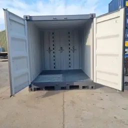 Milieucontainer te koop - 2.70L x 2.20B x 2.40H