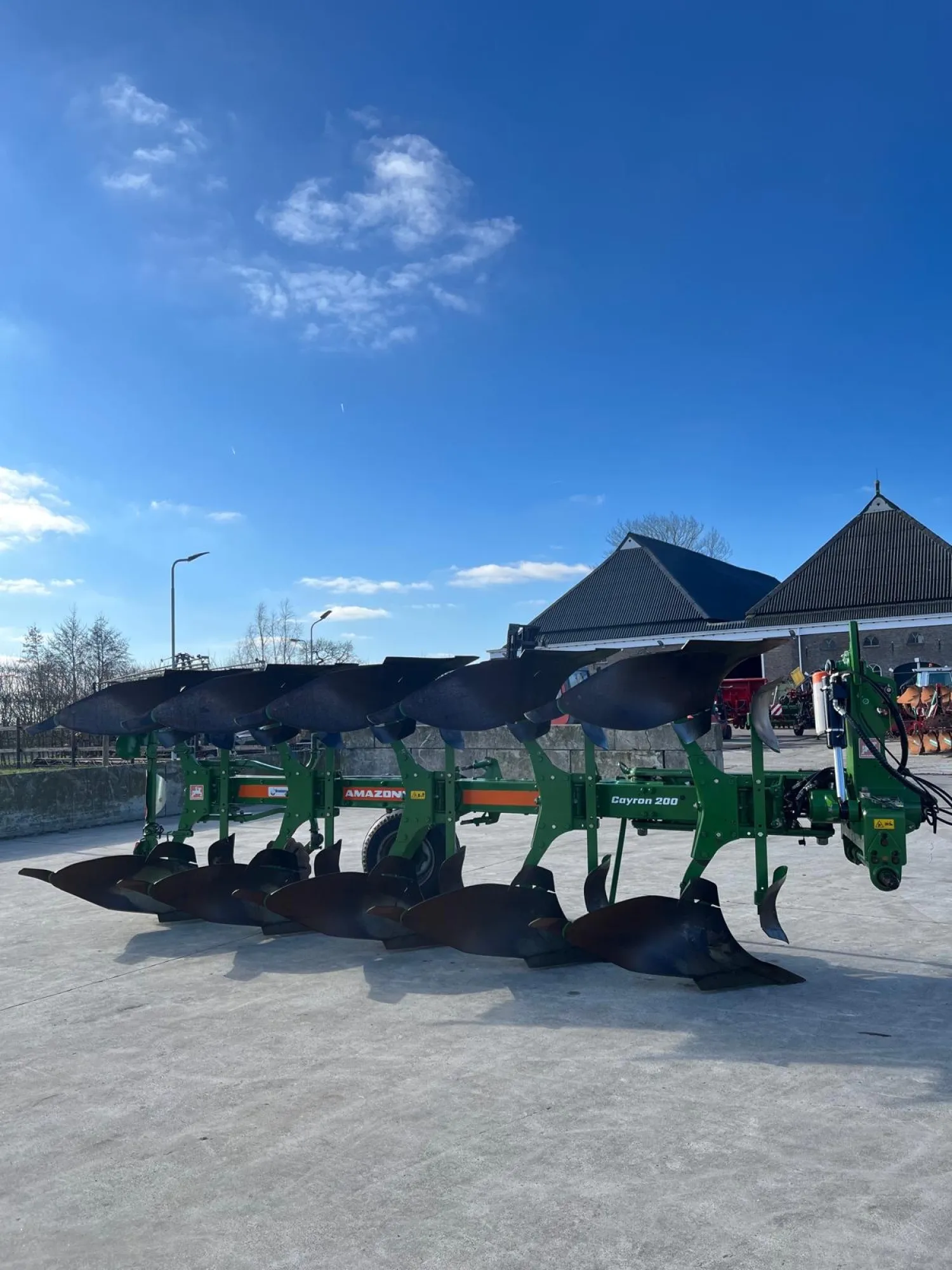 Άροτρο Amazone Cayron 200 V - 5 υνίων - Έτος 2016