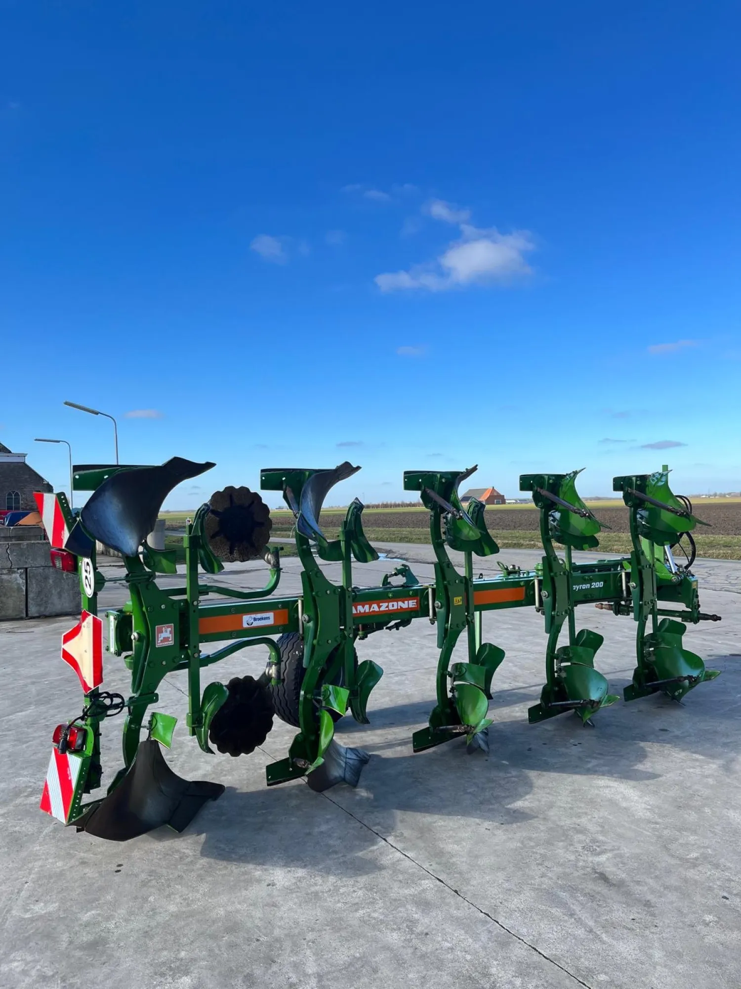 Άροτρο Amazone Cayron 200 V - 5 υνίων - Έτος 2016