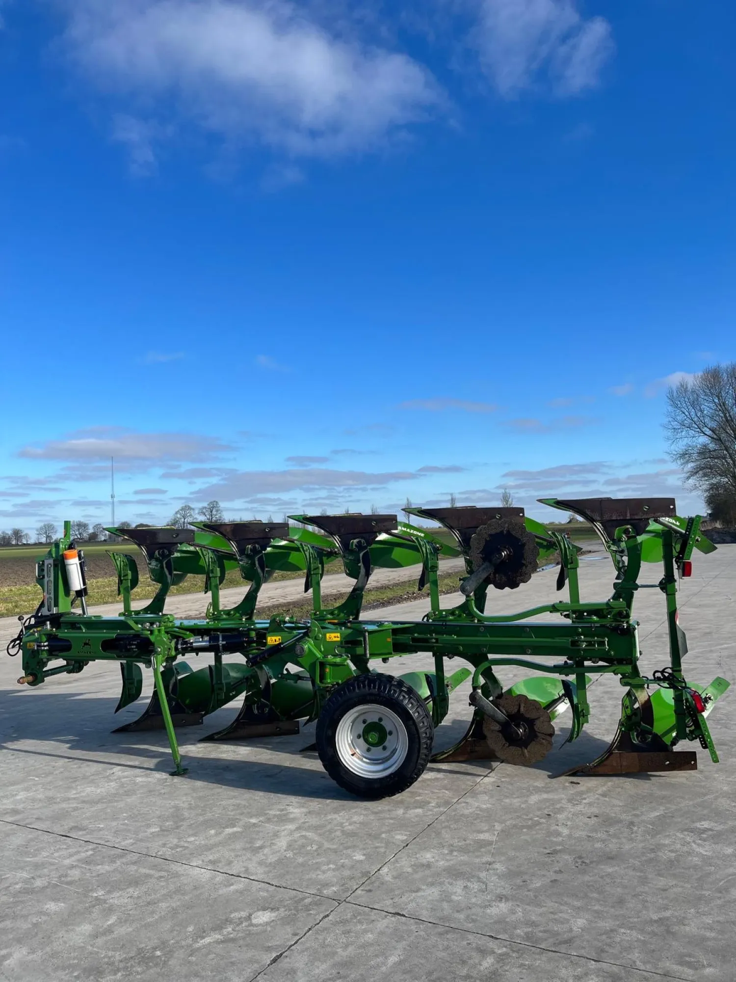 Άροτρο Amazone Cayron 200 V - 5 υνίων - Έτος 2016