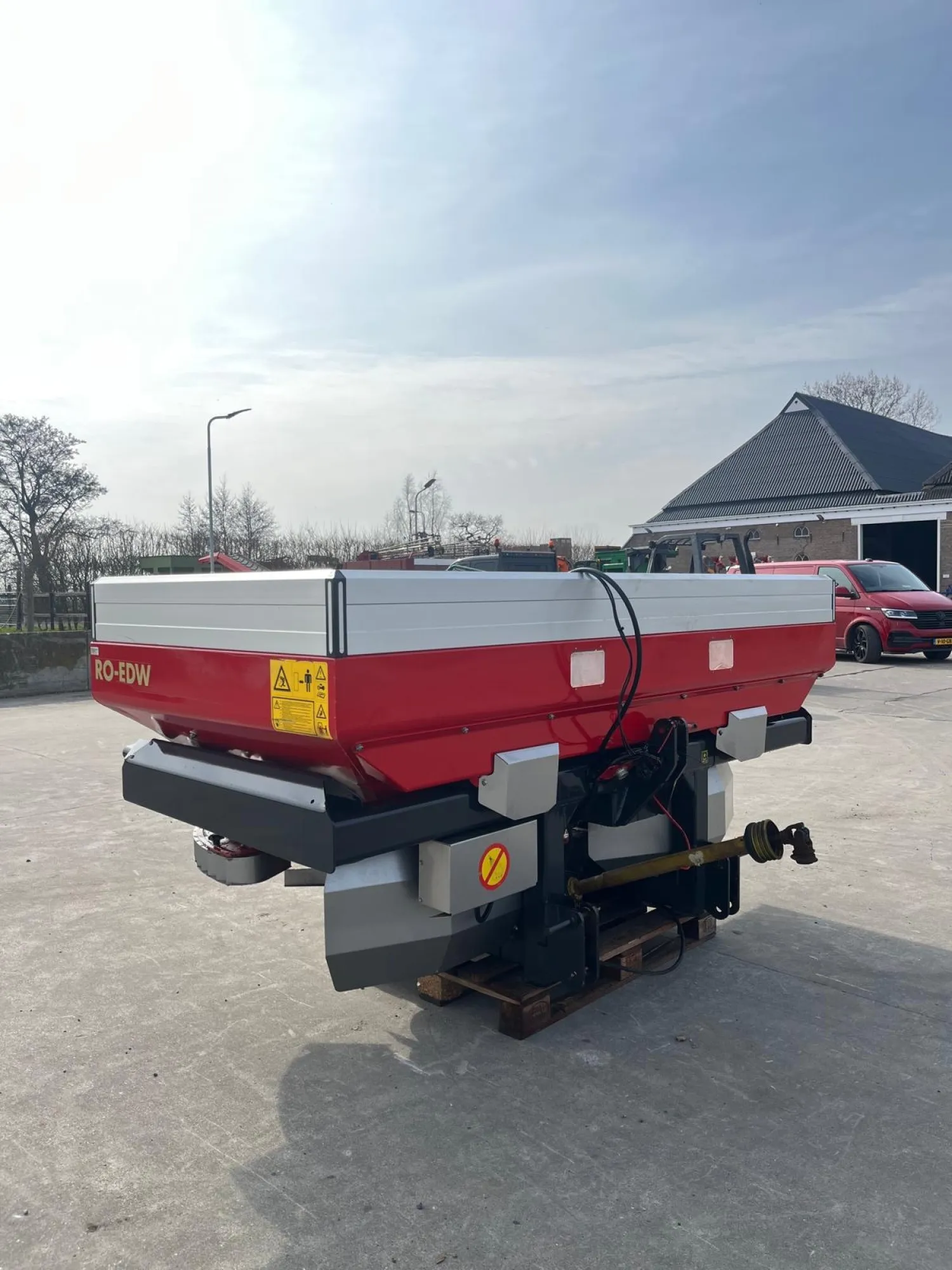 Kverneland Düngerstreuer RO-EDW, 2008, 45m Breite