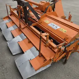 Struik RF315 Reihenfräse - 4x75cm, 1000 U/min - Sofort Einsatzbereit!