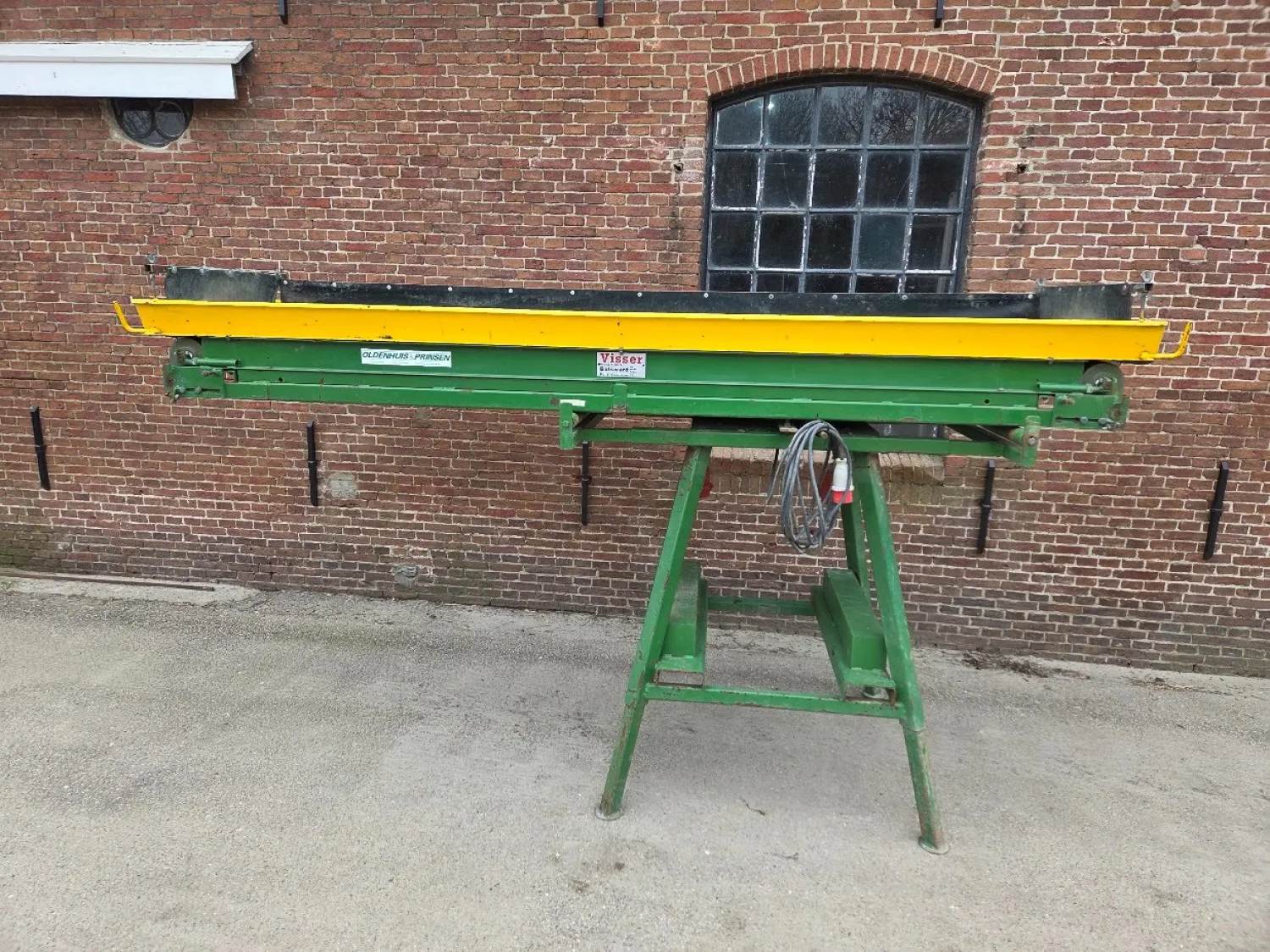 Manual Box Filler - Efficient and Adjustable