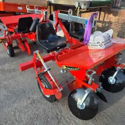 Checchi & Magli F300L Carousel Planter - Great Price!