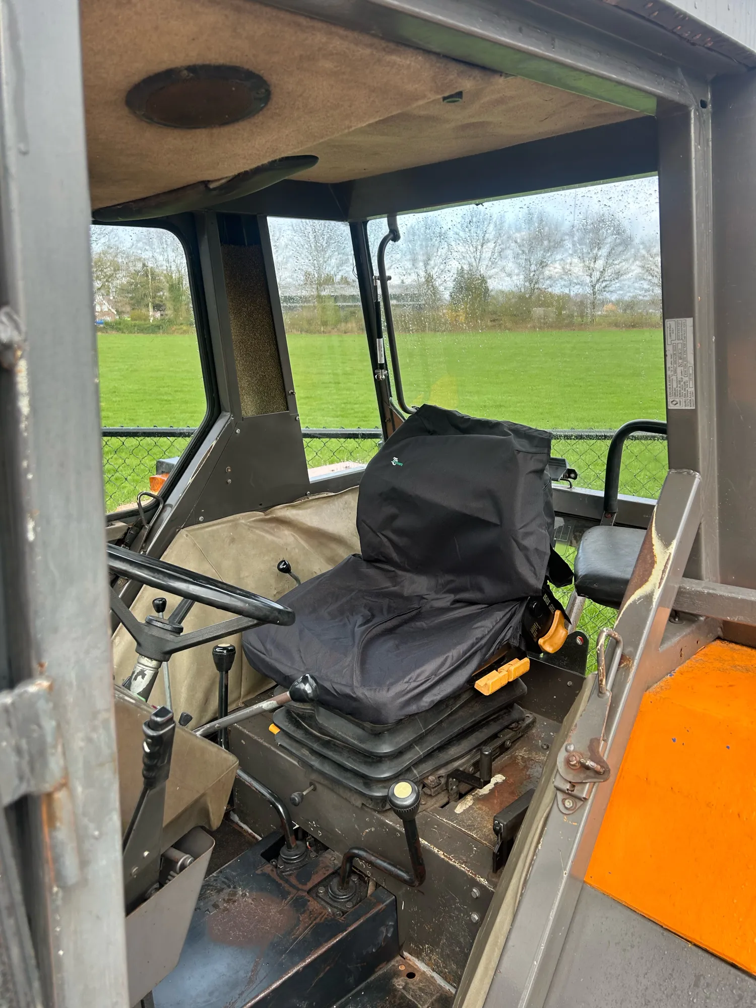 Renault MX 65-32 Tractor, 1989 | 60 HP MWM Engine