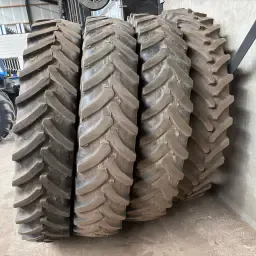 Neumáticos 380/105R50 en venta - Sin daños