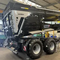 Підлога HARDOX у причепах Tandem &amp; Tridem