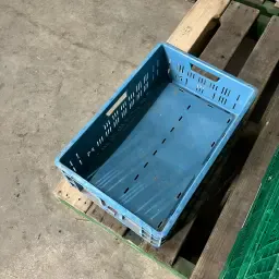 Lăzi EPS albastre - +/- 150 disponibile