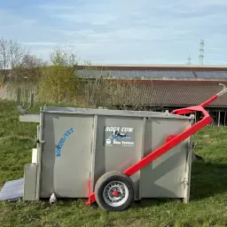 Aqua Cow Box for Sale – Excellent Condition, Stainless Steel